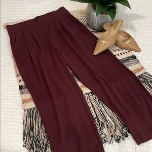 🤎NWOT🤎 LOFT Pleated Ponte Pants